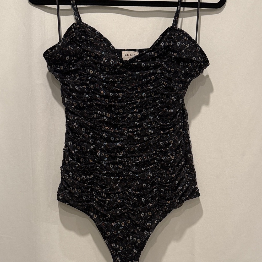 Le Lis Collection Floral Ruched Bodysuit Size Large